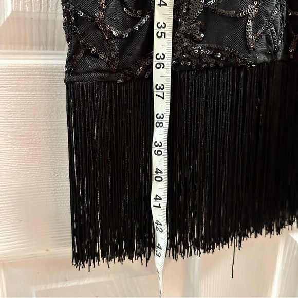 NWOT Women’s Cold Shoulder Sequin Party Dress, Large - Picture 9 of 9